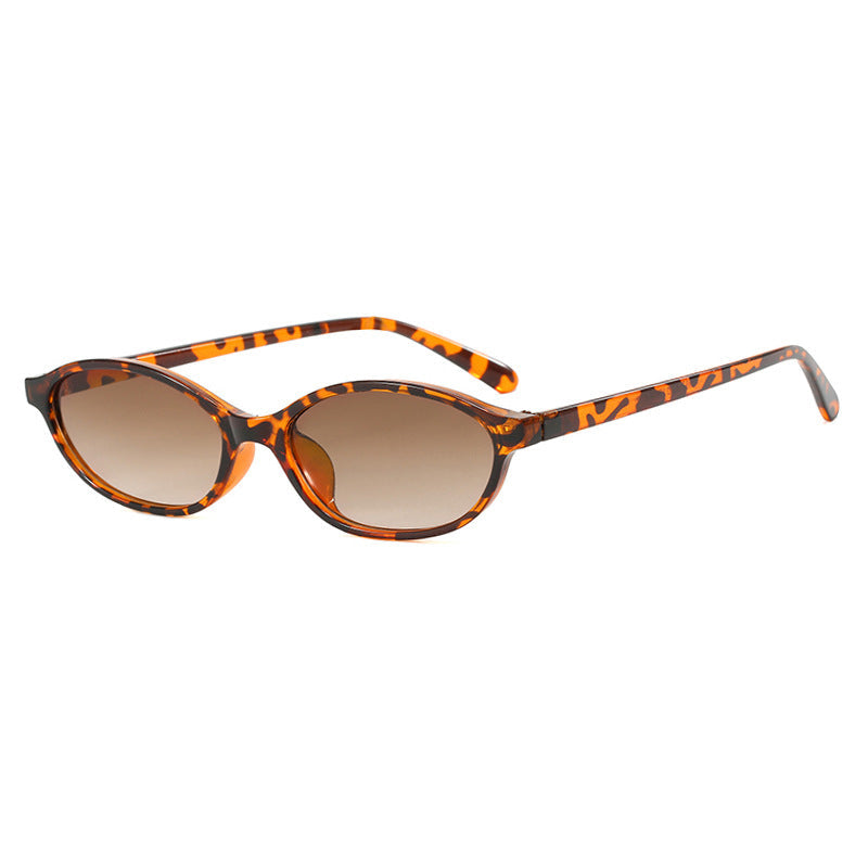 Gafas de sol ovaladas mini slim leopardo/marrón translúcido — montura ultrafina estilo 90s | Cientosiete