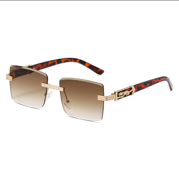 Gafas de Sol Sin Montura Rectangular — Detalle Pantera Dorada